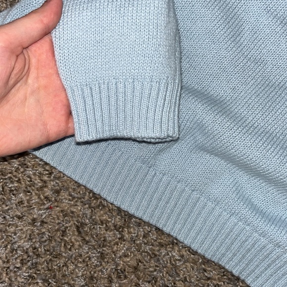 Baby blue V-neck zip up ( half way ) sweater 🤍 - Picture 4 of 4